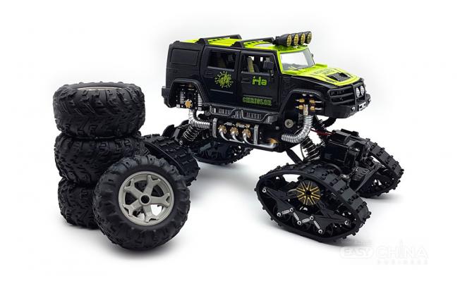 Машинка-вездеход с комплектом колес и гусениц Машинка-вездеход с комплектом колес и гусениц